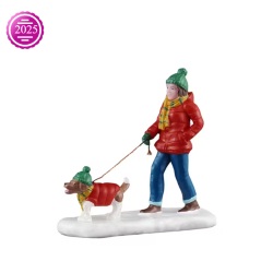 FIGURINE PROMENADE DANS LA NEIGE